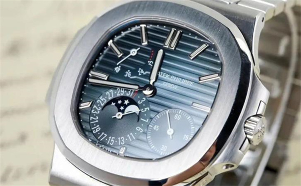 百达翡丽手表表盘有划痕如何解决（图）