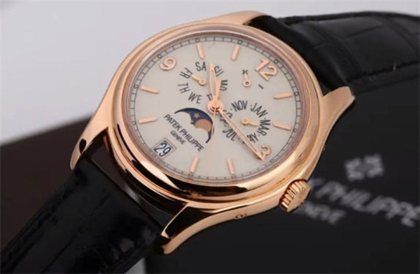 百达翡丽手表机芯里面有划痕处理办法（图）